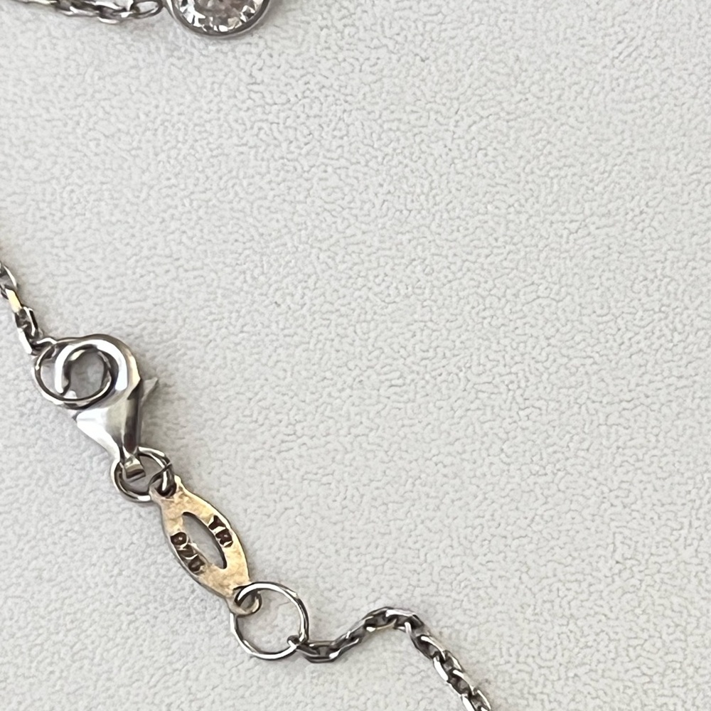 Elegant Silver Chain Necklace